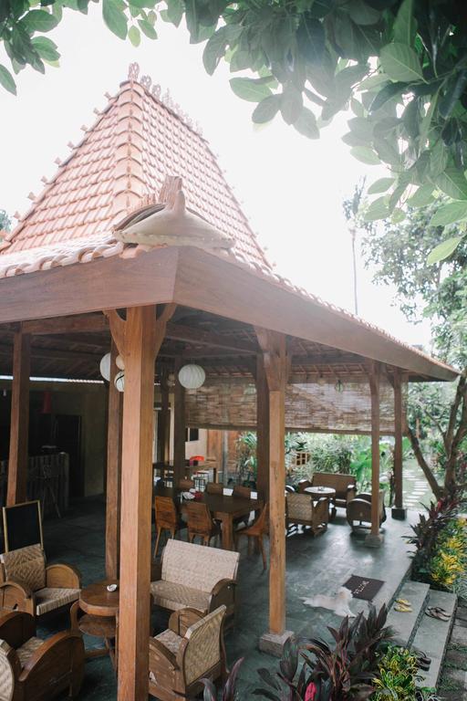 Hotel Eat Sleep Skate à Sanur Extérieur photo