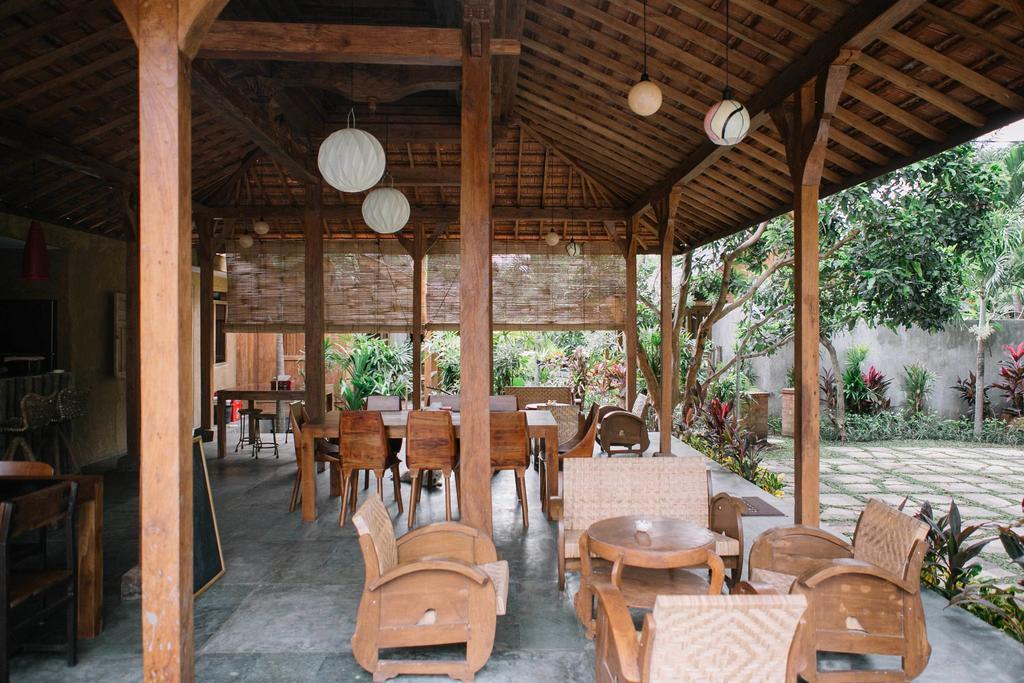 Hotel Eat Sleep Skate à Sanur Extérieur photo